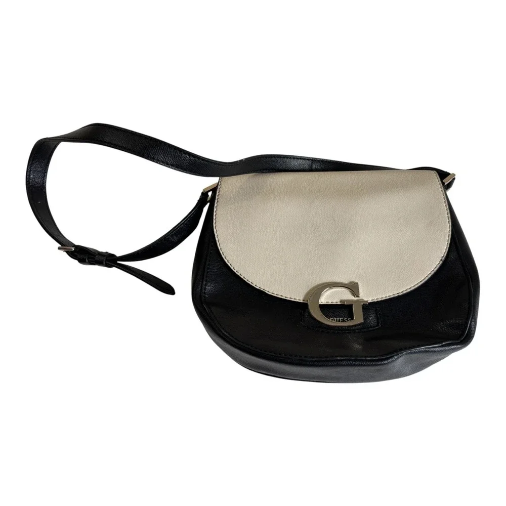 VTG Y2K Guess Handbag Women Black Leather Adjustable Strap Magnetic Flap Closure
